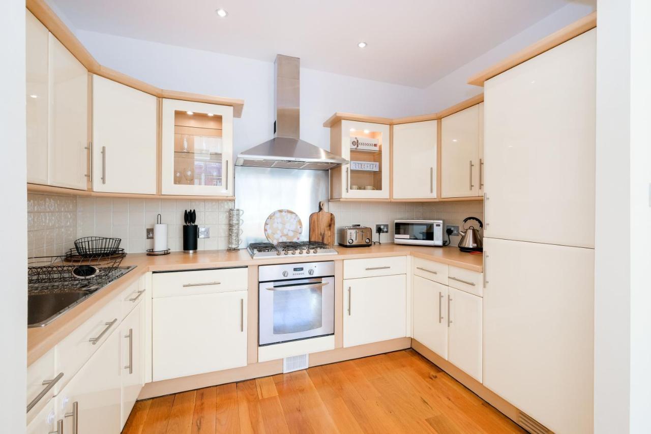 Lovely 2 Bed Flat In Canal Side Gated Development Apartment ลอนดอน ภายนอก รูปภาพ